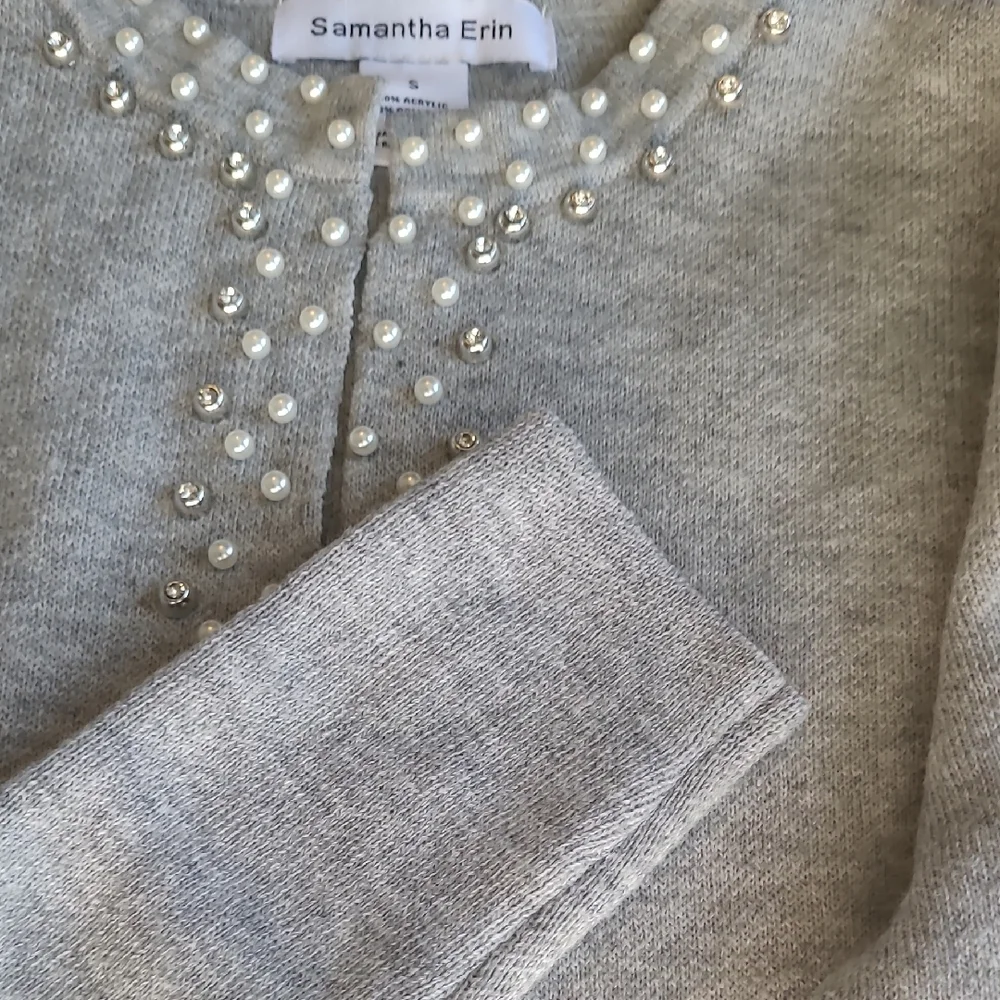 Chic Gray Pearl-Embellished Cardigan - Picture 9 of 12